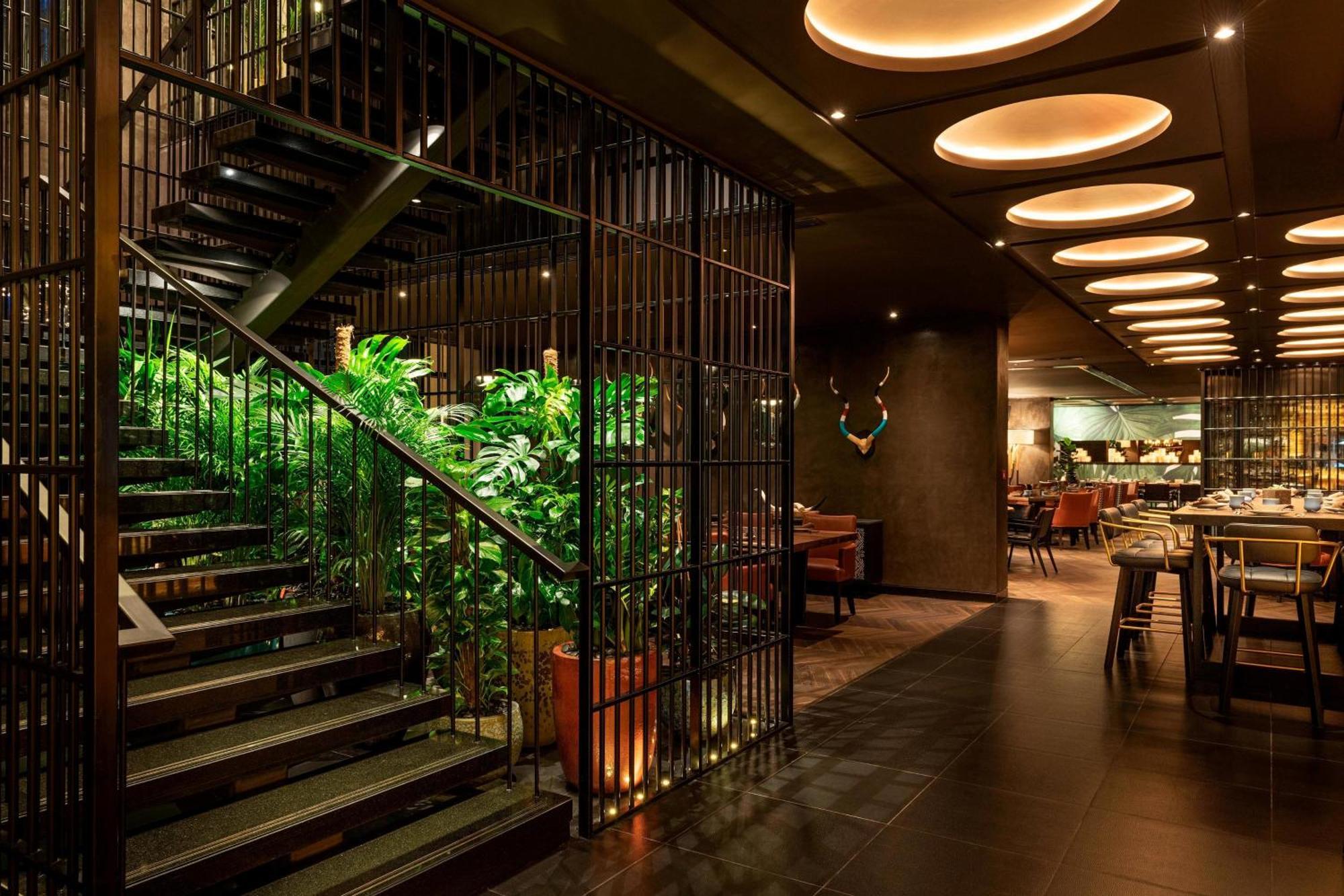 그로브너 하우스, 어 럭셔리 컬렉션 호텔, 두바이 외부 사진 Interior of the restaurant