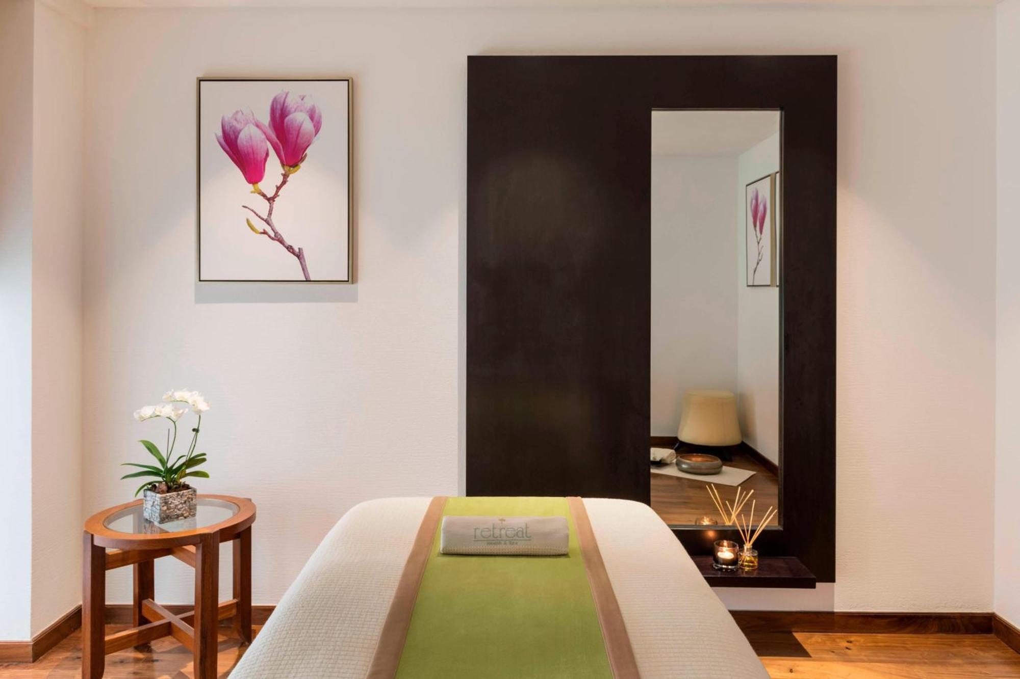 그로브너 하우스, 어 럭셔리 컬렉션 호텔, 두바이 외부 사진 A treatment room at the spa