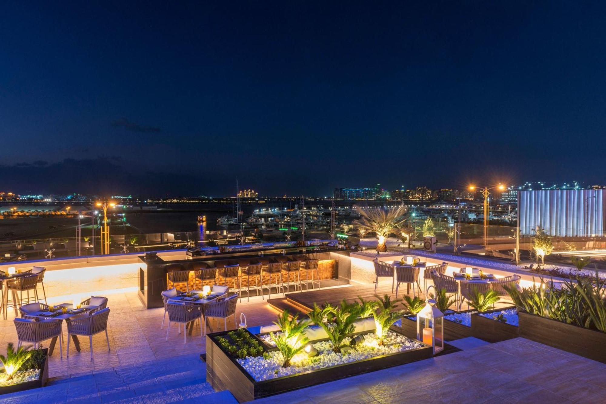 그로브너 하우스, 어 럭셔리 컬렉션 호텔, 두바이 외부 사진 View of the city from the hotel
