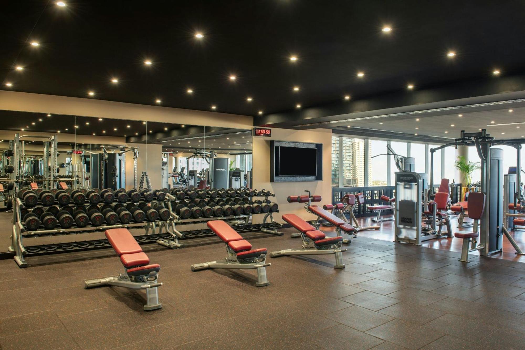 그로브너 하우스, 어 럭셔리 컬렉션 호텔, 두바이 외부 사진 The gym at the hotel